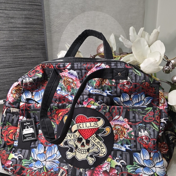 Ed Hardy Tattoo Skull Heart Print Duffel Bag Rhinestone Patch  Carry On New - Picture 2 of 8